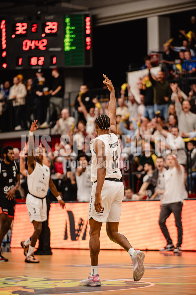 Dragons-30 | jns.sportfotos - Realisiert mit Pictrs.com