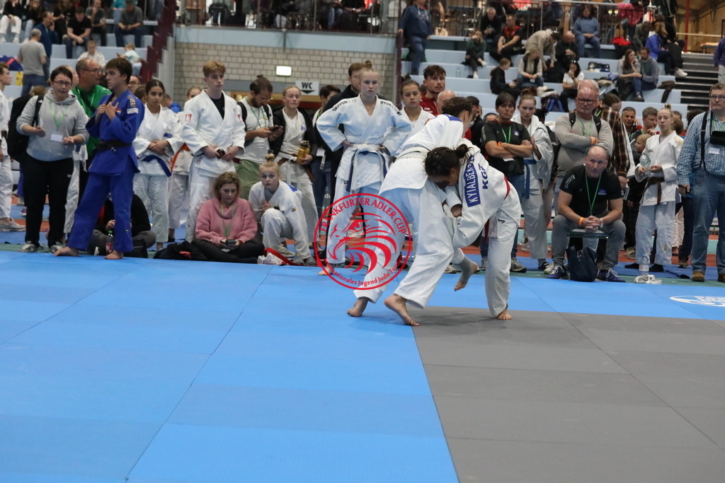 1J7A2495 | Fotos vom Adler Cup - Pictures from Adler Cup

Hier findet Ihr alle Eindrücke und großen Momente der Adler Cup Wochenenden. Here you will find all impressions and great moments of the Adler Cup weekends. - Realisiert mit Pictrs.com