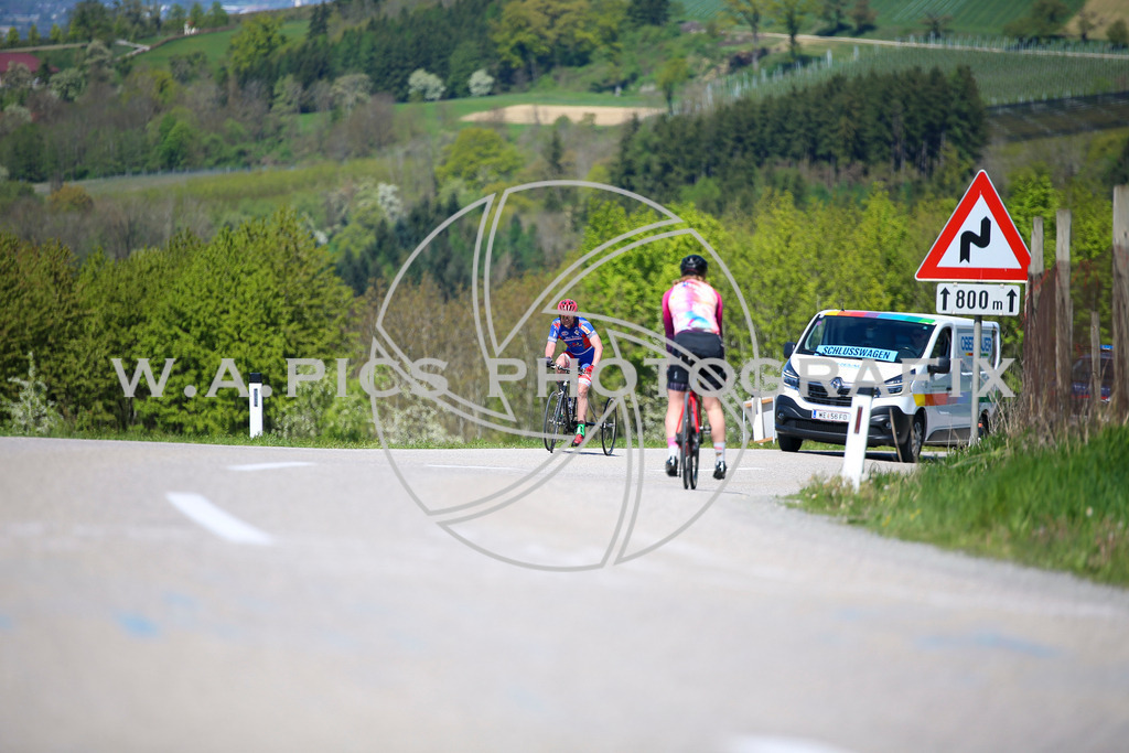 ..... | Wels, 23.04.2026, Kirschblüten Radrennen 2026 , Image shows: Photo: Wapics / Willdoner Andreas