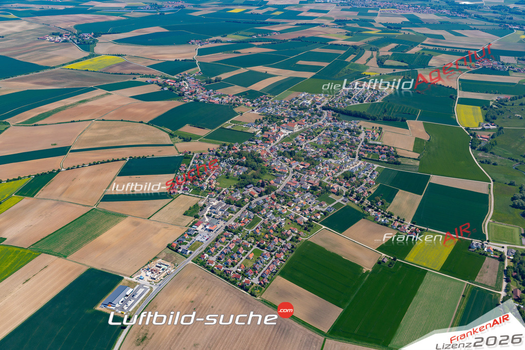 Das Luftbild der Stadt Aufhausen wurde 2021 vom Flugzeug heraus erstellt (keine Drohne) Aufnahmehöhe ca.450 Meter- hohe Bildauflösung und Druck-Qualität garantiert!