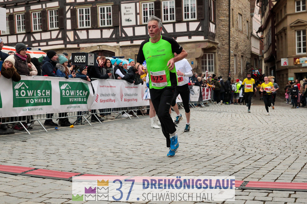 VR Bank Hauptlauf 10000m | 3 Koenigslauf 2023 - Realisiert mit Pictrs.com