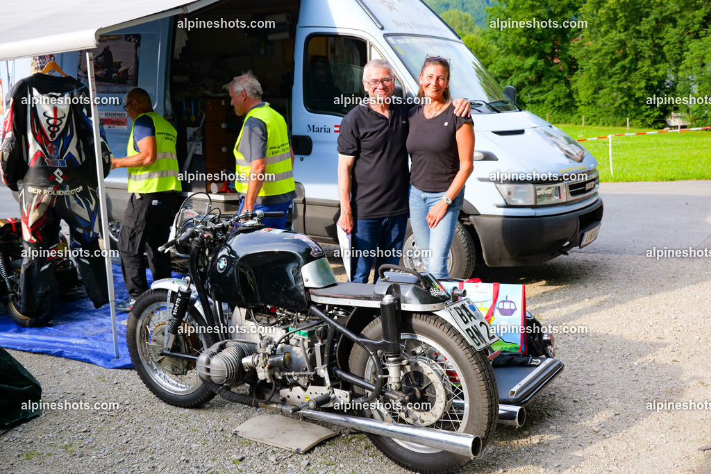 P1014673 | Erleben Sie atemberaubende, hochqualitative Fotos Ihrer Fahrt entlang der malerischen Alpenstraßen. Besuchen Sie alpineshots.com, um professionelle Aufnahmen Ihrer unvergesslichen Reise zu finden und zu kaufen - Realisiert mit Pictrs.com