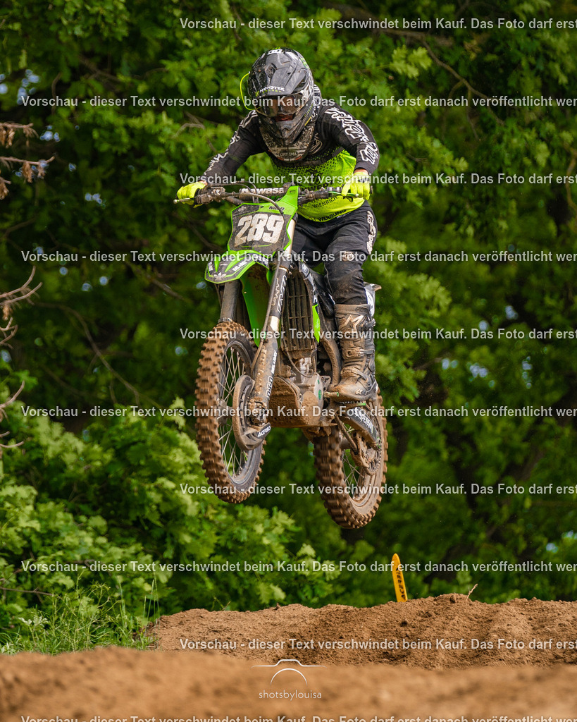 20260607_MSCParmen-0400 | Sportfotografin aus Berlin-Brandenburg mit Fokus auf Motocross. Ich halte deine sportliche Leistung und echte Emotionen auf und neben der Strecke professionell fest. Entdecke die Fotos von deinem Rennen und bestelle sie direkt hier im Shop.