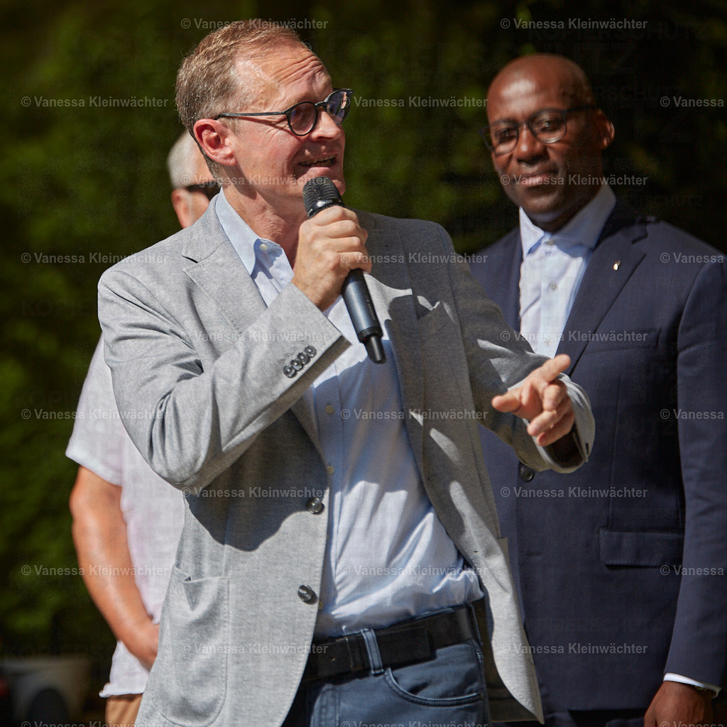 270801_180Jahre_ZooBerlin_00039 | Vanessa Kleinwächter - Realisiert mit Pictrs.com