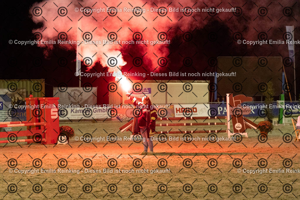 CL5A9000 | Emilia Reinking Fotografie - Realisiert mit Pictrs.com