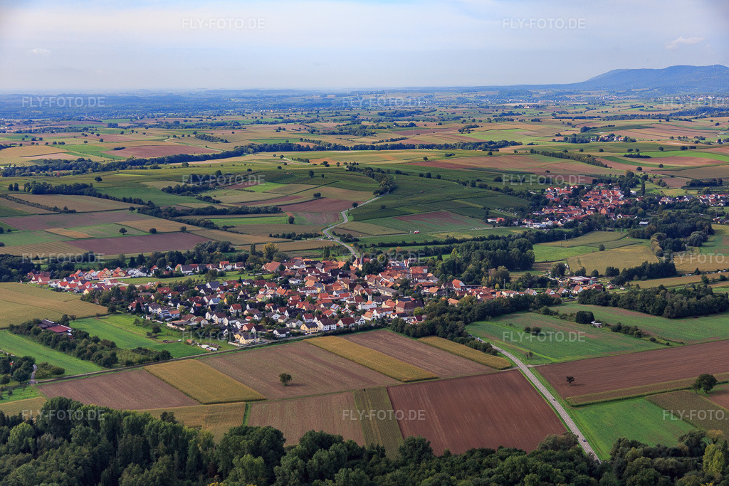 Luftbild: Dorfansicht aus Nordosten in Barbelroth im Bundesland Rheinland-Pfalz in Deutschland. Foto: IMG_072549.jpg vom 19.09.2014 durch Werner Riehm/FLY-FOTO.de