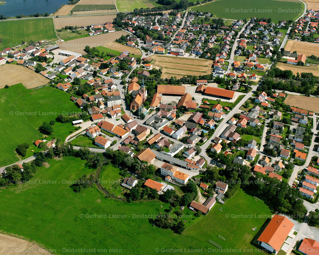 2518243 | Online-Shop für Luftbilder aus Deutschland. Seit über 45 Jahren baut Gerhard Launer das Luftbildarchiv mit unterschiedlichsten Themen stetig weiter aus.