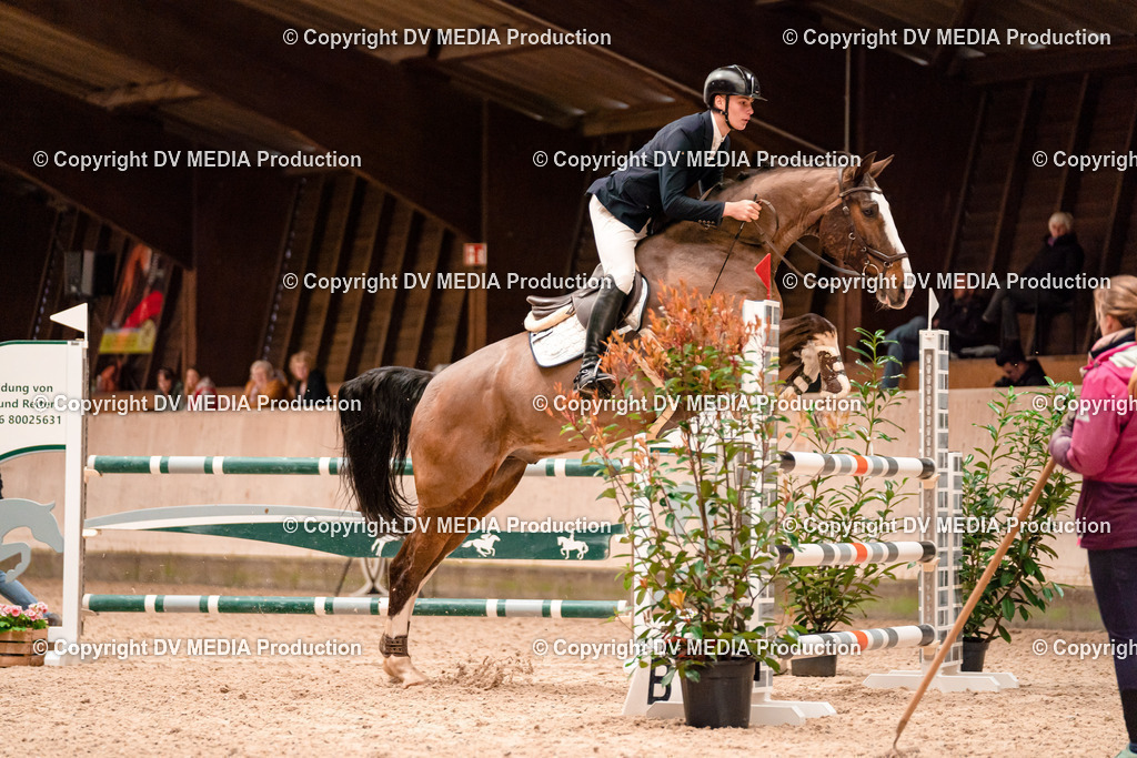 Springen Tag 1-404 | dv-media-shop - Realisiert mit Pictrs.com