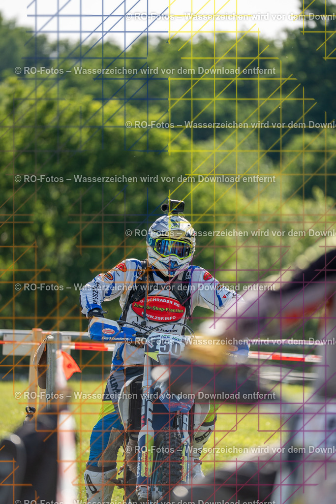 Wolfshausen 4 Lauf -141 | Sportfotografie von RO-Fotos: Motorsport, Motocross, Enduro, Laufveranstaltungen und Triathlon. Professionelle Fotos von Sportlern und Events. - Realisiert mit Pictrs.com