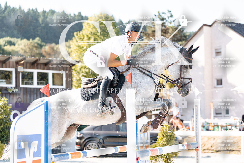 CK904396 | Turnierfotografie Pferdefotografie Trier Rheinland-Pfalz Pferdesport Reitsport Tierfotografie Sportfotografie Pferdevideo Pferdevideografie Equestrianvideography equestrianphotography  - Realisiert mit Pictrs.com