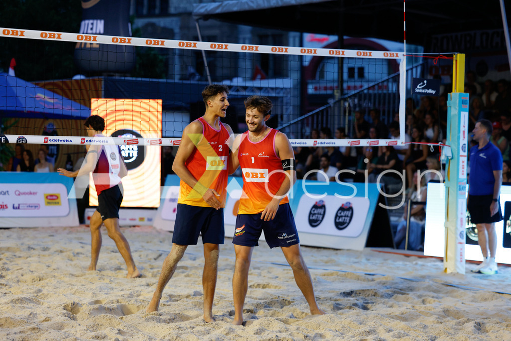 Obi BeachTour 2026 - Basel | BASEL, SWITZERLAND - JULY 17: LEO DILLIER (SUI) and LUC EMANUEL FLÜCKIGER (SUI) during the Obi BeachTour 2026 match between DILLIER / FLÜCKIGER (SUI) and ALLEMANN / LEFFLER (SUI) at Barfüsserplatz on July 17, 2026 in Basel, Switzerland. - Realisiert mit Pictrs.com