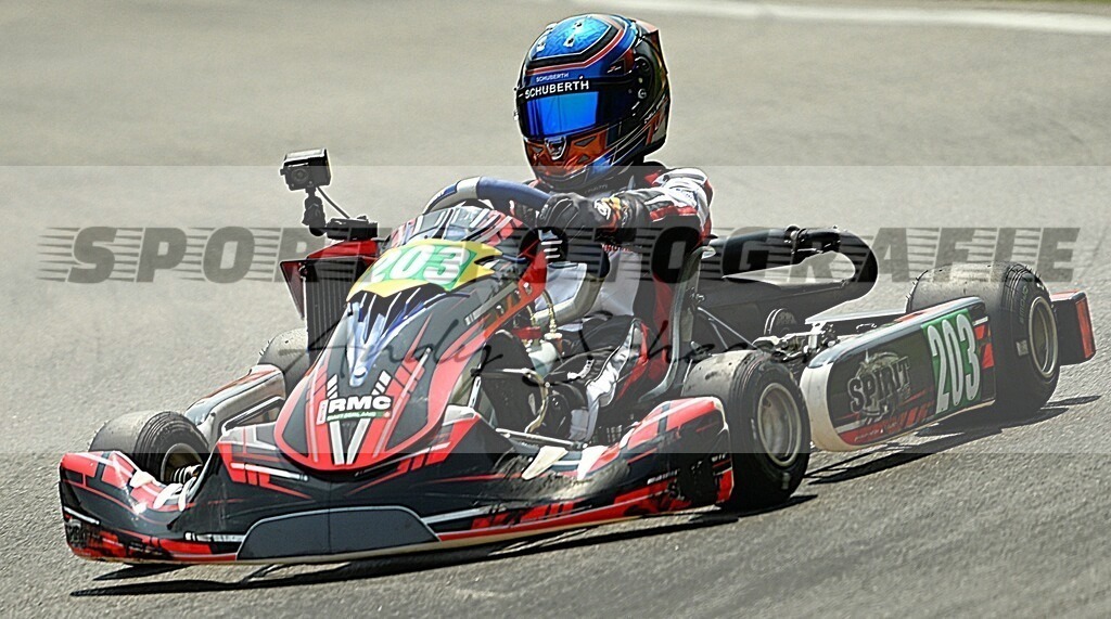 aaaDSC_9550 | Kaufen Sie Sportbilder im Onlineshop von Andy Scherrer Sportfotografie. Faszinierende Bilder von Sportevents aus der ganzen Schweiz. Fussball, Frauenfussball, Unihockey, Handball, Schwingen und weiteren Sportarten. - Realisiert mit Pictrs.com