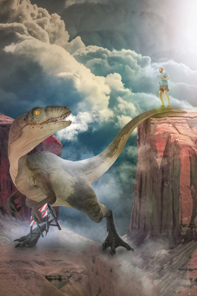 Jogger leben gefährlich | Früh morgens macht sich Helmut auf. Heute will er endlich mal vor dem Frühstück seine Jogging-Runde absolvieren. So oft wollte er das schon, doch bisher blieb es immer beim Vorsatz.Gut gelaunt stürzt er sich in sein neues Trikot, das er gestern zum Geburtstag bekommen hat. Kurz überlegt er sich noch, ob er dazu auch wirklich die neuen Laufschuhe anziehen soll, schließlich hat er eine längere Runde vor. So zeitig war er schon lange nicht mehr unterwegs.Schließlich tritt er in seiner brandneuen Ausrüstung vor die Tür. Es ist noch fast dunkel, am Hori-zont zeigt sich zaghaft ein Schimmer des neuen Tages. - Realisiert mit Pictrs.com