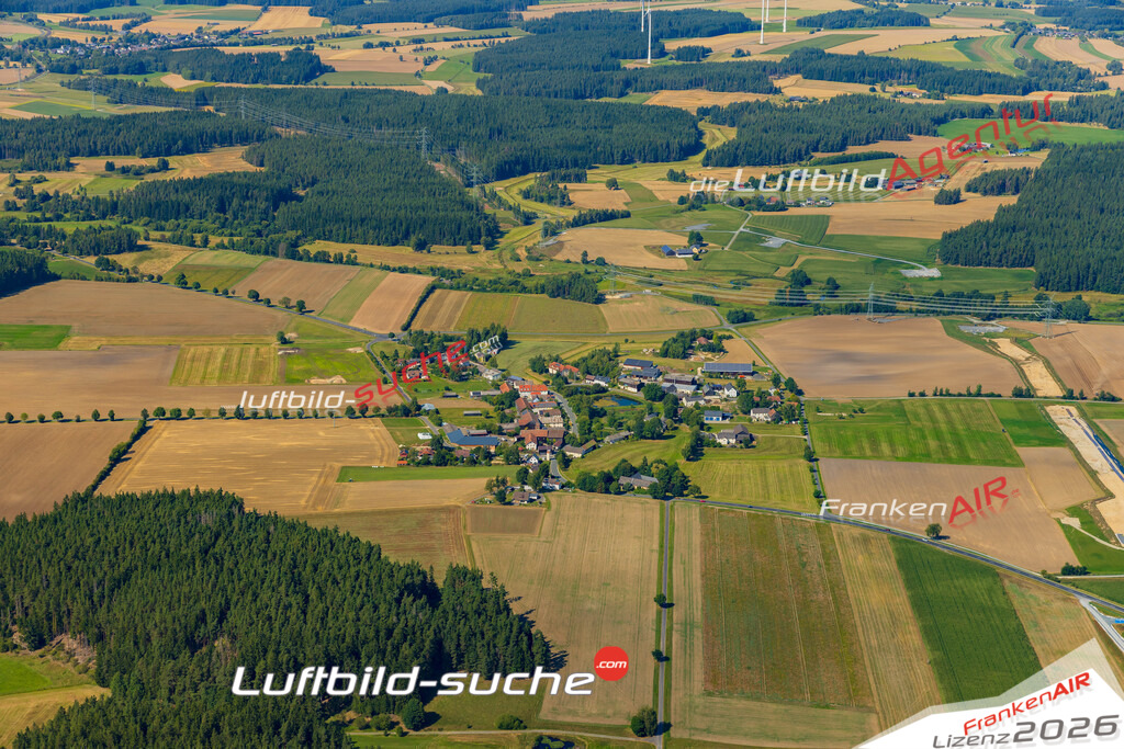 Hebanz Marktleuthen Bild- Das Luftbild wurde 2025 vom UL-Flugzeug heraus erstellt ( keine Drohnen Bilder! ) - Hochauflösende Luftaufnahme -Nicht vergleichbar mit Google Maps oder Satelittenbilder- Die Geschenkidee !Mit Lizenz und Bildrechte bestellbar