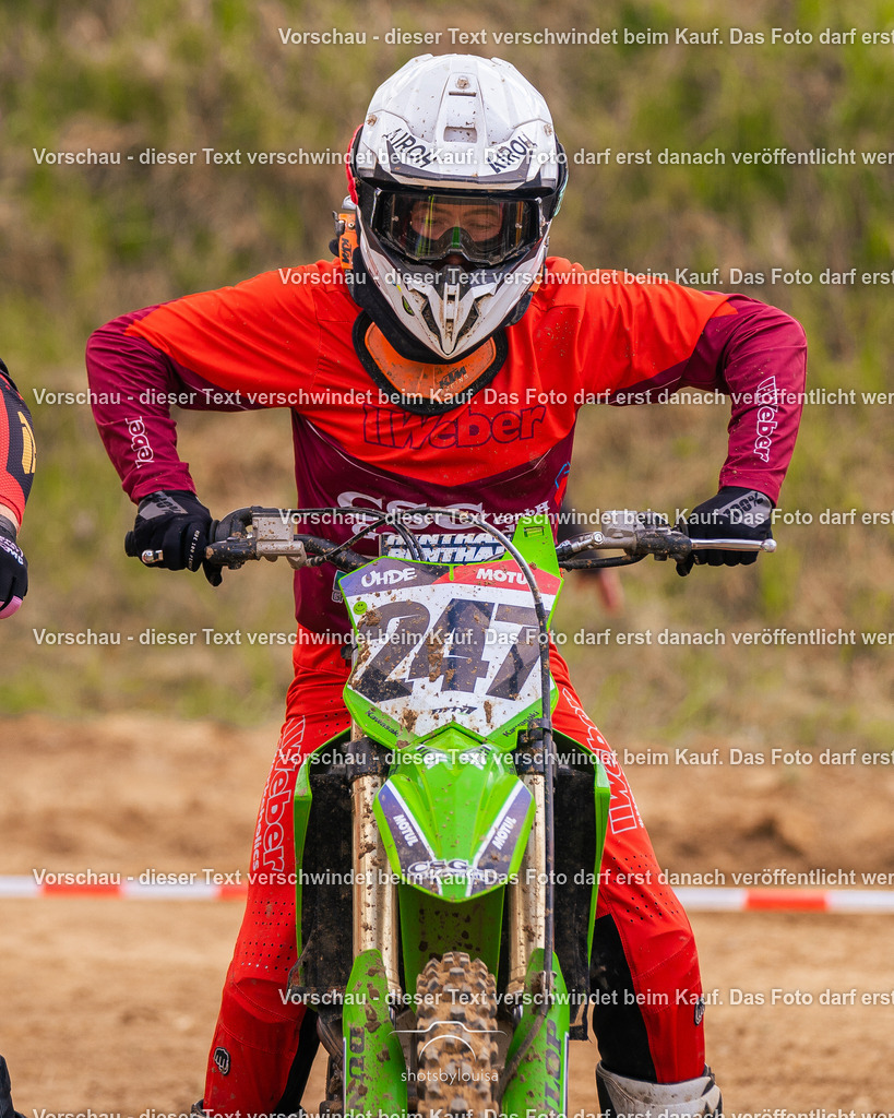 20260517_Templin-6512 | Sportfotografin aus Berlin-Brandenburg mit Fokus auf Motocross. Ich halte deine sportliche Leistung und echte Emotionen auf und neben der Strecke professionell fest. Entdecke die Fotos von deinem Rennen und bestelle sie direkt hier im Shop.