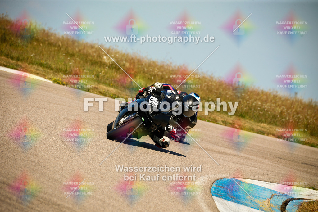 _MOT9240 | Hier findet Ihr Bilder von Touristenfahrten auf der Nürburgring Nordschleife oder von anderen Veranstaltungen die ich besucht habe. Viel Spass beim Durch Schauen 