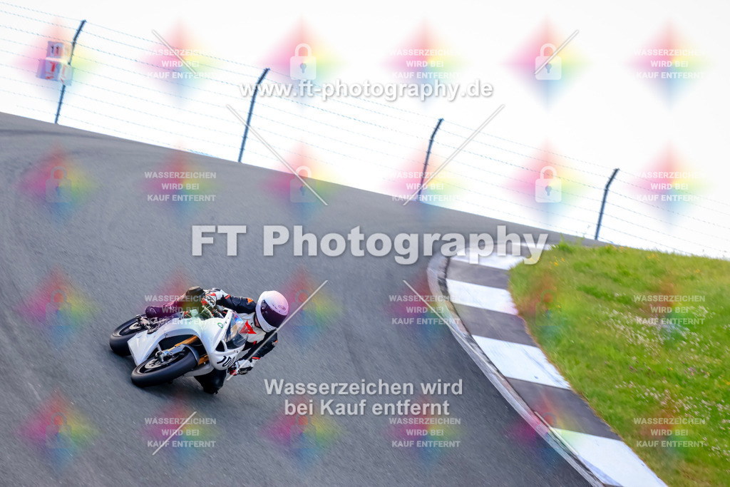 _TCM4116 | Hier findet Ihr Bilder von Touristenfahrten auf der Nürburgring Nordschleife oder von anderen Veranstaltungen die ich besucht habe. Viel Spass beim Durch Schauen 