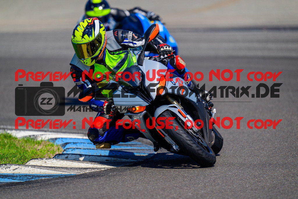 MaZZes_FotoMatrix_240520_6021986_9326 | INST