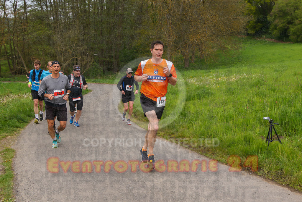 220501_1014_EV8_0182 | Sportfotografie im Rhein-Sieg Kreis, Köln, Bonn, NRW, Rheinland Pfalz, Hessen, etc. Unser Tätigkeitsfeld umfasst den Laufsport vom Volkslauf über den Marathon, Duathlon, Triathon bis zum Ultralauf wie Kölnpfad Ultra oder Schindertrail.