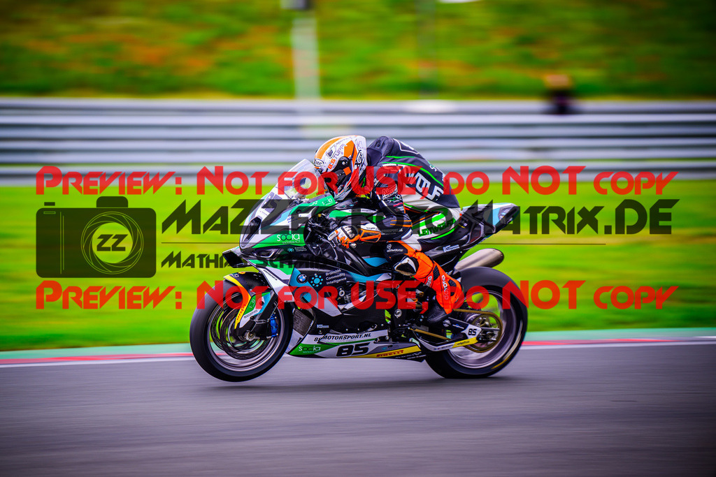 MaZZes_FotoMatrix_240531_6021986_3030 | Fotograf Mathias Schmid
Sportfotograf,
Eventfotograf,
Hochzeitsfotograf,
Portraitfotograf