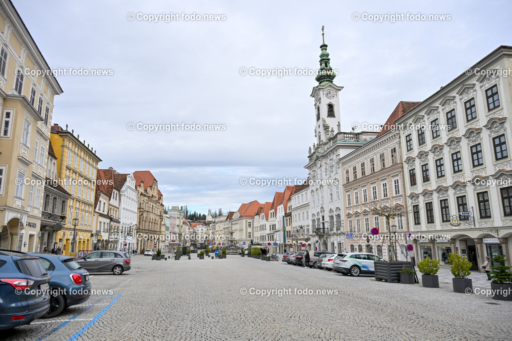 Steyr_ Teuerung_ 21.02.2024-2 | 21.02.2024, Steyr, AUT, Steyr, im Bild Stadtplatz, Zentrum, Gebaeude, Rathaus, Geschaefte