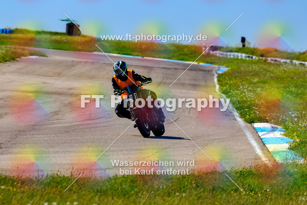 091-3912 | Hier findet Ihr Bilder von Touristenfahrten auf der Nürburgring Nordschleife oder von anderen Veranstaltungen die ich besucht habe. Viel Spass beim Durch Schauen 