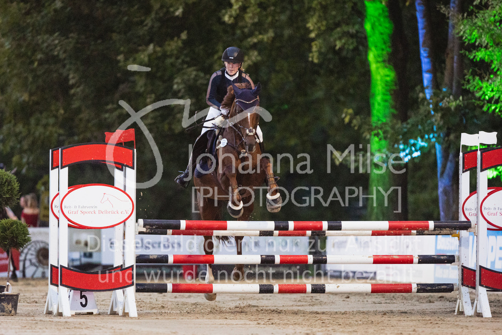 220825_Delbrueck_A1-Mannschaft-371 | Deine schönsten Turniermomente als professionelle Fotos! Entdecke hochwertige Pferdesport-Fotografie im Online-Shop. Jetzt Fotos finden & bestellen!
