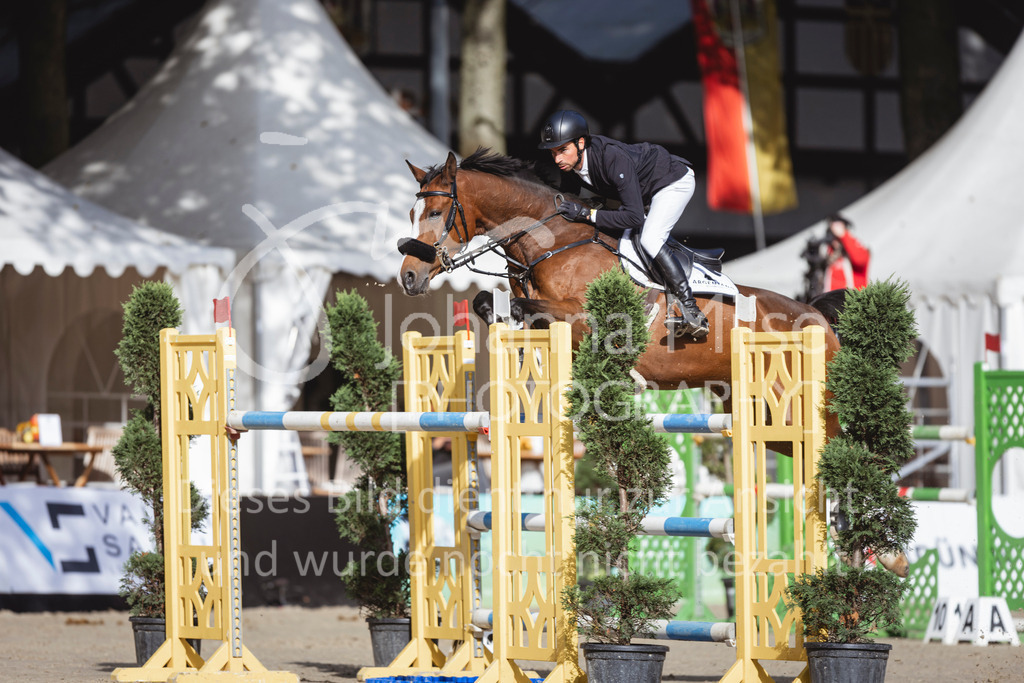 240915_OWLCh_MT-417 | Deine schönsten Turniermomente als professionelle Fotos! Entdecke hochwertige Pferdesport-Fotografie im Online-Shop. Jetzt Fotos finden & bestellen!