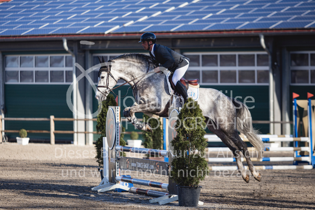 250408_Mühlen_SprPf-A1-149 | Deine schönsten Turniermomente als professionelle Fotos! Entdecke hochwertige Pferdesport-Fotografie im Online-Shop. Jetzt Fotos finden & bestellen!