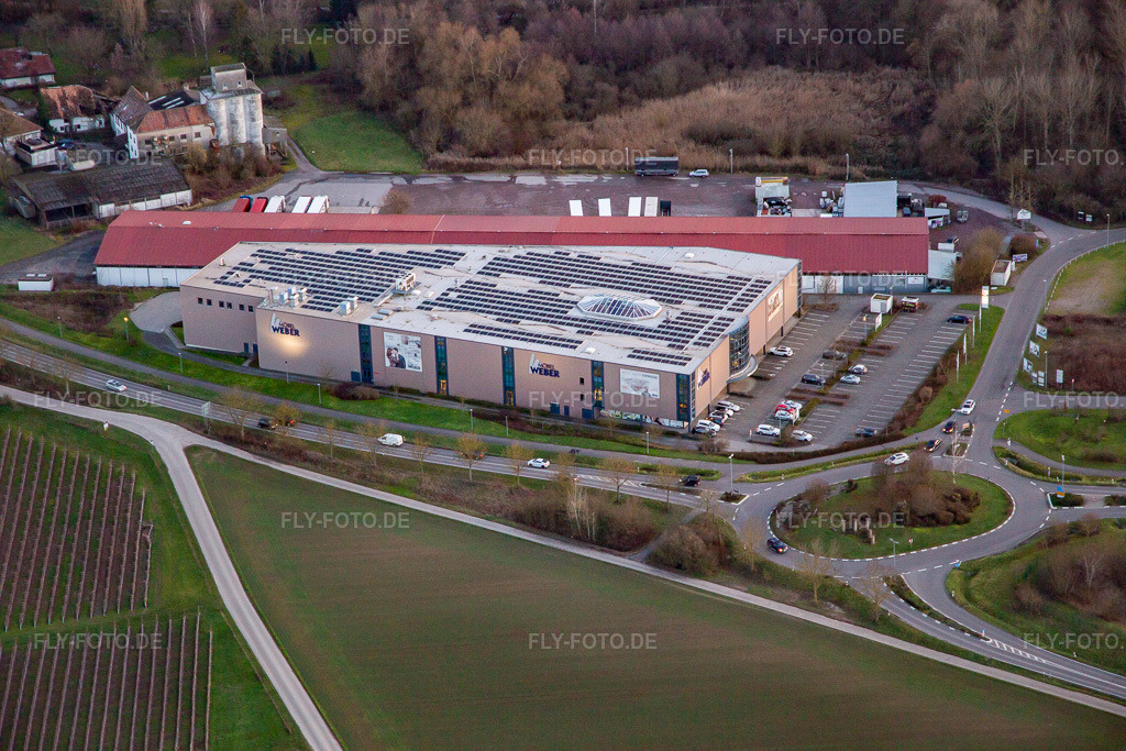 Luftbild: Einrichtungshaus Weber - Küchen, Sofas, Sessel, Matratzen in Herxheim bei Landau im Bundesland Rheinland-Pfalz in Deutschland. Foto: IMG_135897.jpg vom 18.01.2023 durch Werner Riehm/FLY-FOTO.deMöbel Weber - Möbel, Küchen und Einrichtung für Ihr Zuhause