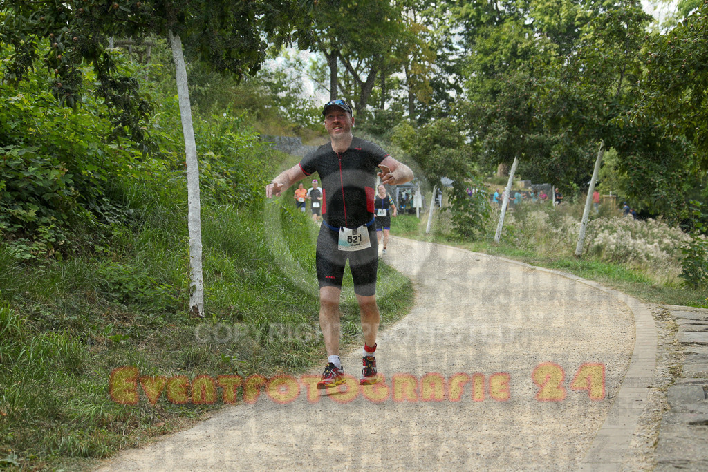 250824_1409_EX1_5189 | Sportfotografie im Rhein-Sieg Kreis, Köln, Bonn, NRW, Rheinland Pfalz, Hessen, etc. Unser Tätigkeitsfeld umfasst den Laufsport vom Volkslauf über den Marathon, Duathlon, Triathon bis zum Ultralauf wie Kölnpfad Ultra oder Schindertrail.