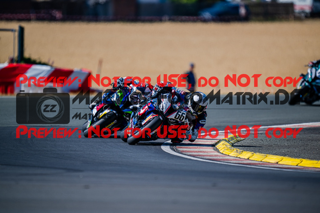 MaZZes_FotoMatrix_220724_0112 | IDM1000