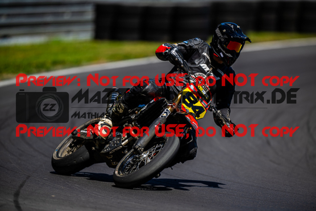 MaZZes_FotoMatrix_220702_8562 | S2