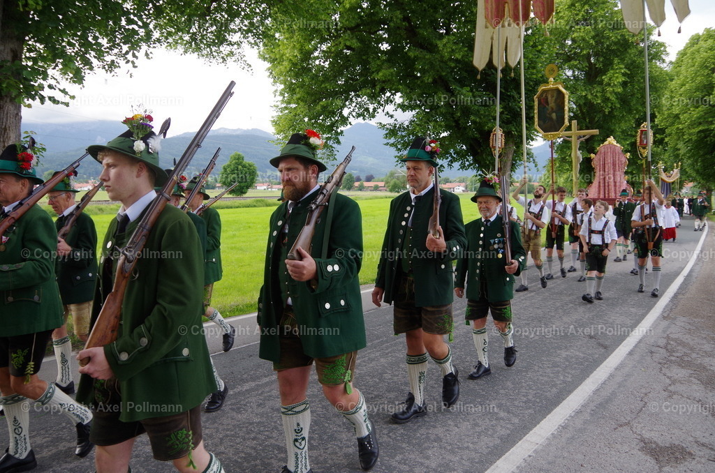 IMGP6151 | fotografiert von Axel PollmannLeonhardi Wallfahrt Benediktbeuern und Murnau, Fronleichnam, Fasching, Landschaft im Loisachtal und Benediktbeuern  - Realisiert mit Pictrs.com