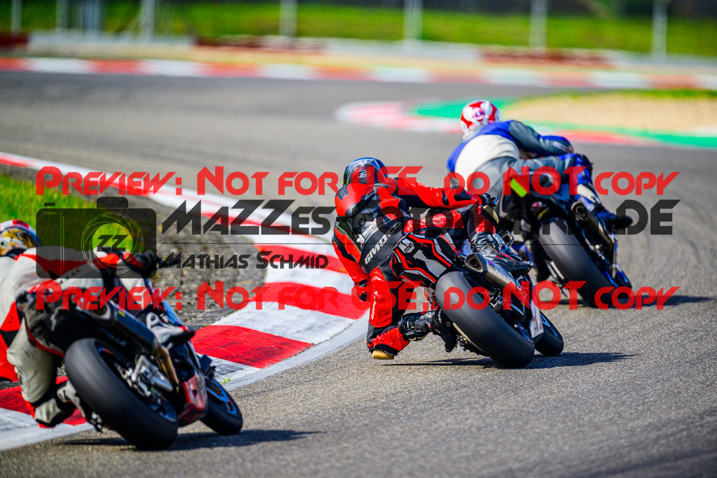 MaZZes_FotoMatrix_240519_6007705_0686 | Fotograf Mathias Schmid
Sportfotograf,
Eventfotograf,
Hochzeitsfotograf,
Portraitfotograf