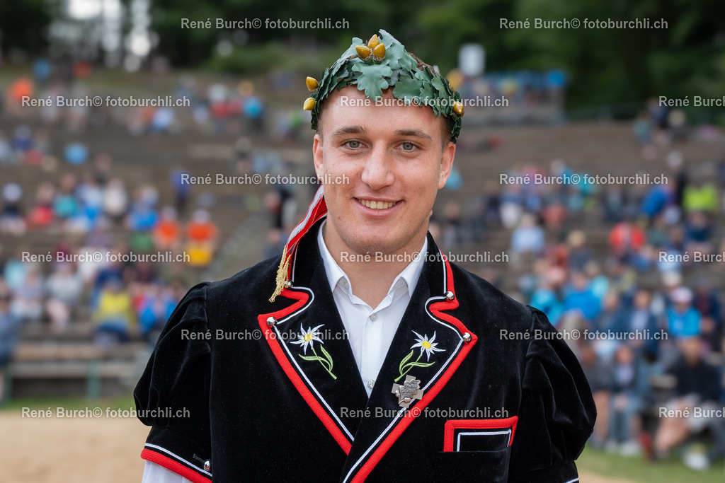RB_04334 | René Burch leidenschaftlicher Fotograf aus Kerns in Obwalden.  Hier finden sie Sport, Landschaft und Natur Fotografie.
 - Realisiert mit Pictrs.com