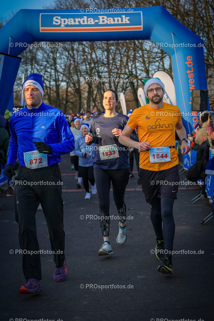 6. Bonner Nikolauslauf; Bonn, 14.12.2025 | Impressionen vom 6. Bonner Nikolauslauf am 14.12.2025 in Bonn (Nordrhein-Westfalen). 