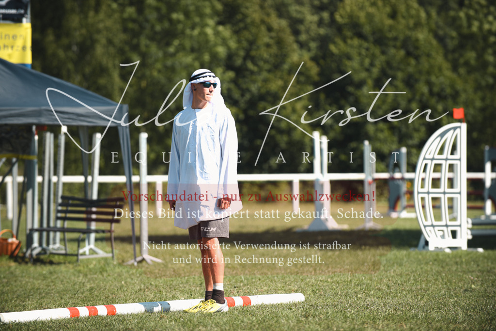 DSC_7577 | Pferde- und Turnierfotografie in Westsachsen. Pferdeportraits, Auftragszeichnungen und intuitive Kunst.