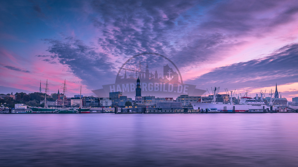 Hamburg-by-stativkunst.de-033 | Exklusive Hamburg collagen, tolle Segelbilder und viele weitere tolle Motive auf Leinwand, Poster, Alu-Dibond, u.v.m. findet Ihr bei uns auf hamburgbild.de. Findet Euer Wandbild für Euer Zuhause, Büro oder die  Praxis…. - Realisiert mit Pictrs.com