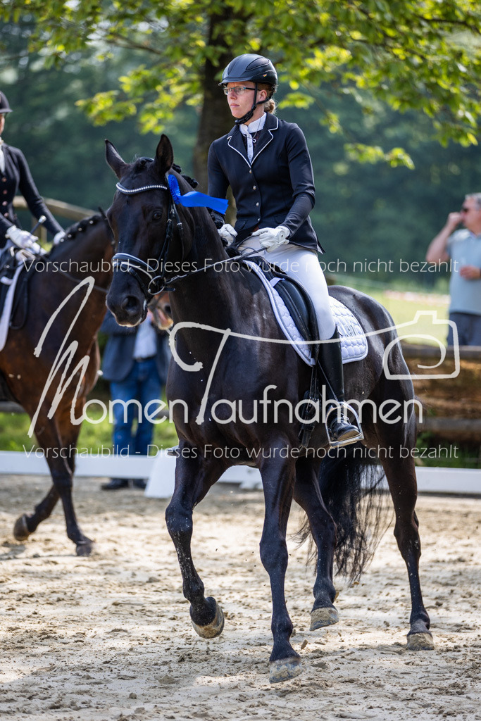 Donop24-A2-Dre-099 | MomenTaufnahmen Pferdesportfotos