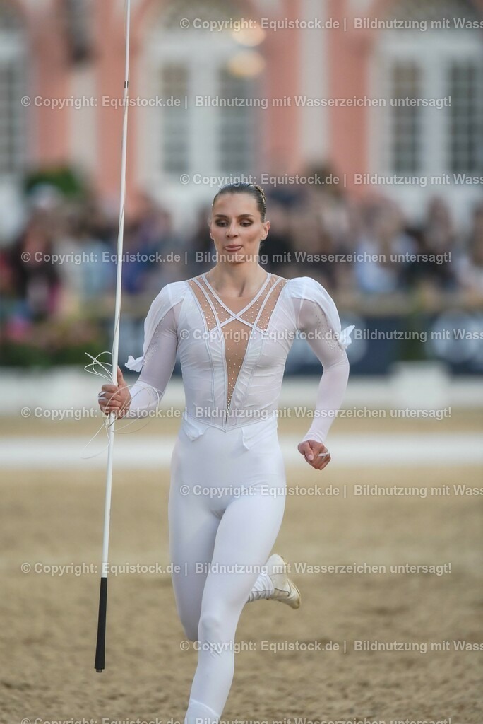 20230527_Voltigieren_NASPA_Flutlicht_0180 | equistock