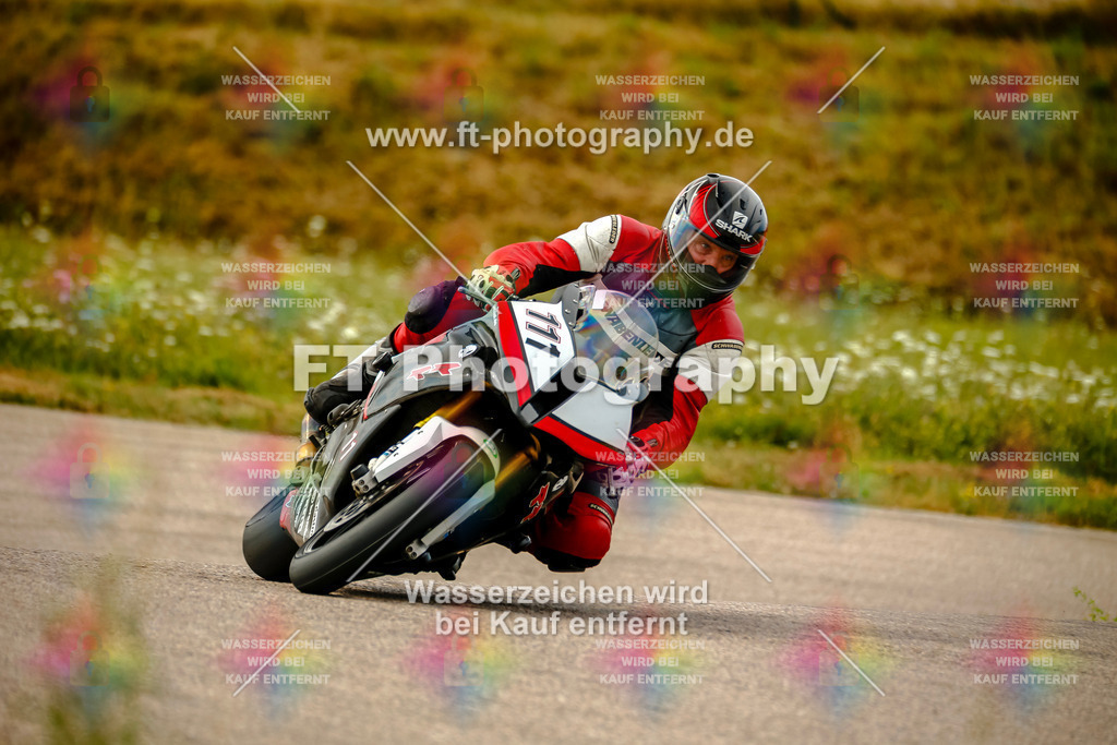 Chambley Juli-0736 | Hier findet Ihr Bilder von Touristenfahrten auf der Nürburgring Nordschleife oder von anderen Veranstaltungen die ich besucht habe. Viel Spass beim Durch Schauen 