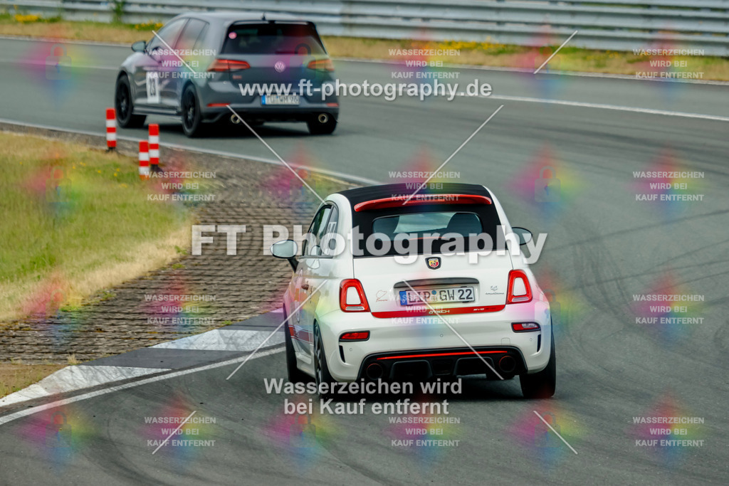 _GTS5137 | Hier findet Ihr Bilder von Touristenfahrten auf der Nürburgring Nordschleife oder von anderen Veranstaltungen die ich besucht habe. Viel Spass beim Durch Schauen 