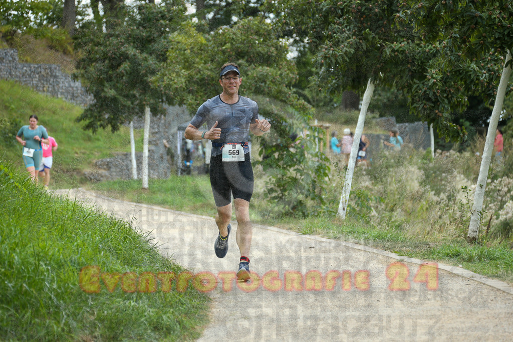 250824_1407_EX1_5061 | Sportfotografie im Rhein-Sieg Kreis, Köln, Bonn, NRW, Rheinland Pfalz, Hessen, etc. Unser Tätigkeitsfeld umfasst den Laufsport vom Volkslauf über den Marathon, Duathlon, Triathon bis zum Ultralauf wie Kölnpfad Ultra oder Schindertrail.
