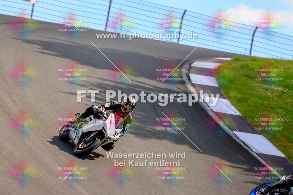 _TCM4152 | Hier findet Ihr Bilder von Touristenfahrten auf der Nürburgring Nordschleife oder von anderen Veranstaltungen die ich besucht habe. Viel Spass beim Durch Schauen 