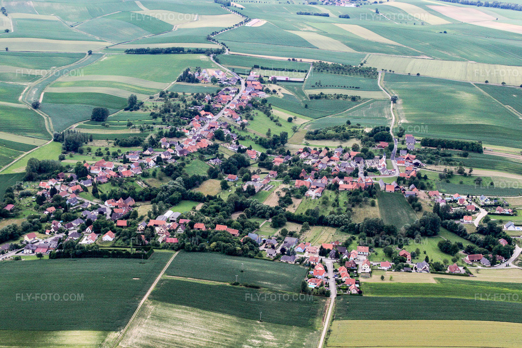 Aerial view: Agricultural fields and arable land in Eberbach-Seltz in the state Bas-Rhin, France.Photo: IMG_19064.jpg taken on 06/20/2009 by Werner Riehm/FLY-FOTO.comResolution of the original: 4752 x 3168 px