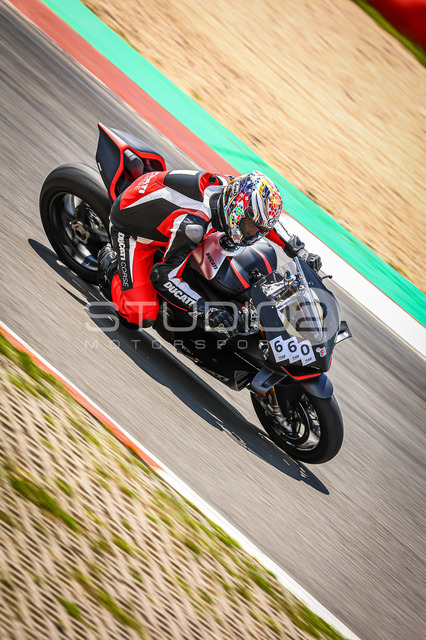 0660-240624_NR-029_660 | Deine Full-Service-Agentur für ✔️Videoproduktionen und ✔️Motorsportfotografie Jetzt Angebot anfragen!