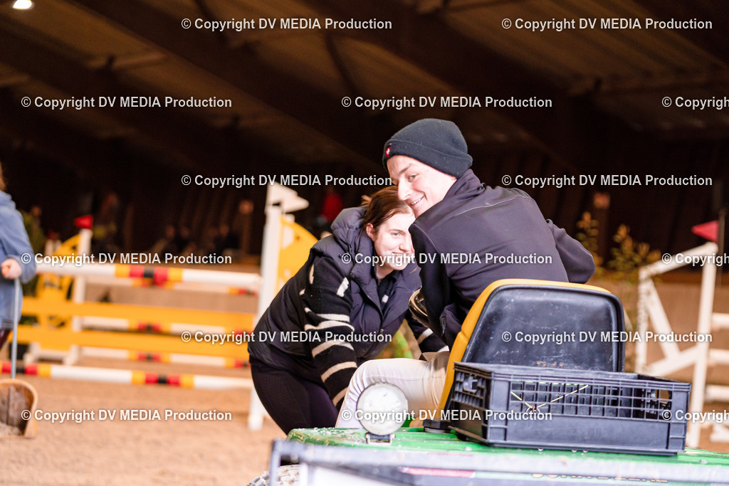 Springen Tag 1-736 | dv-media-shop - Realisiert mit Pictrs.com