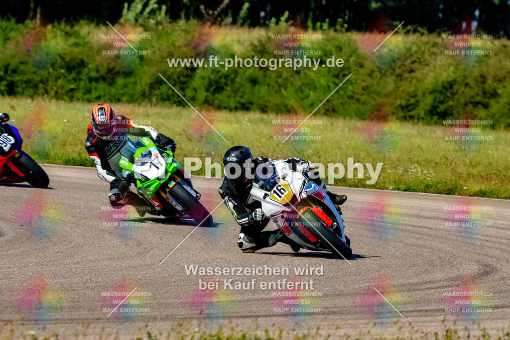 016-3702 | Hier findet Ihr Bilder von Touristenfahrten auf der Nürburgring Nordschleife oder von anderen Veranstaltungen die ich besucht habe. Viel Spass beim Durch Schauen 