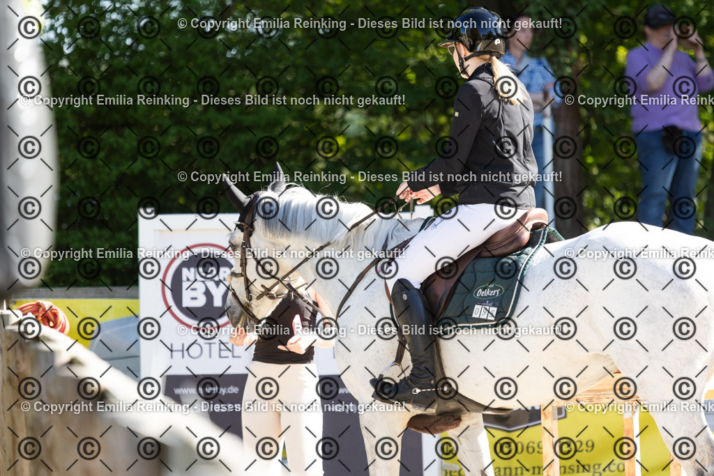 CL5A3372 | Emilia Reinking Fotografie - Realisiert mit Pictrs.com